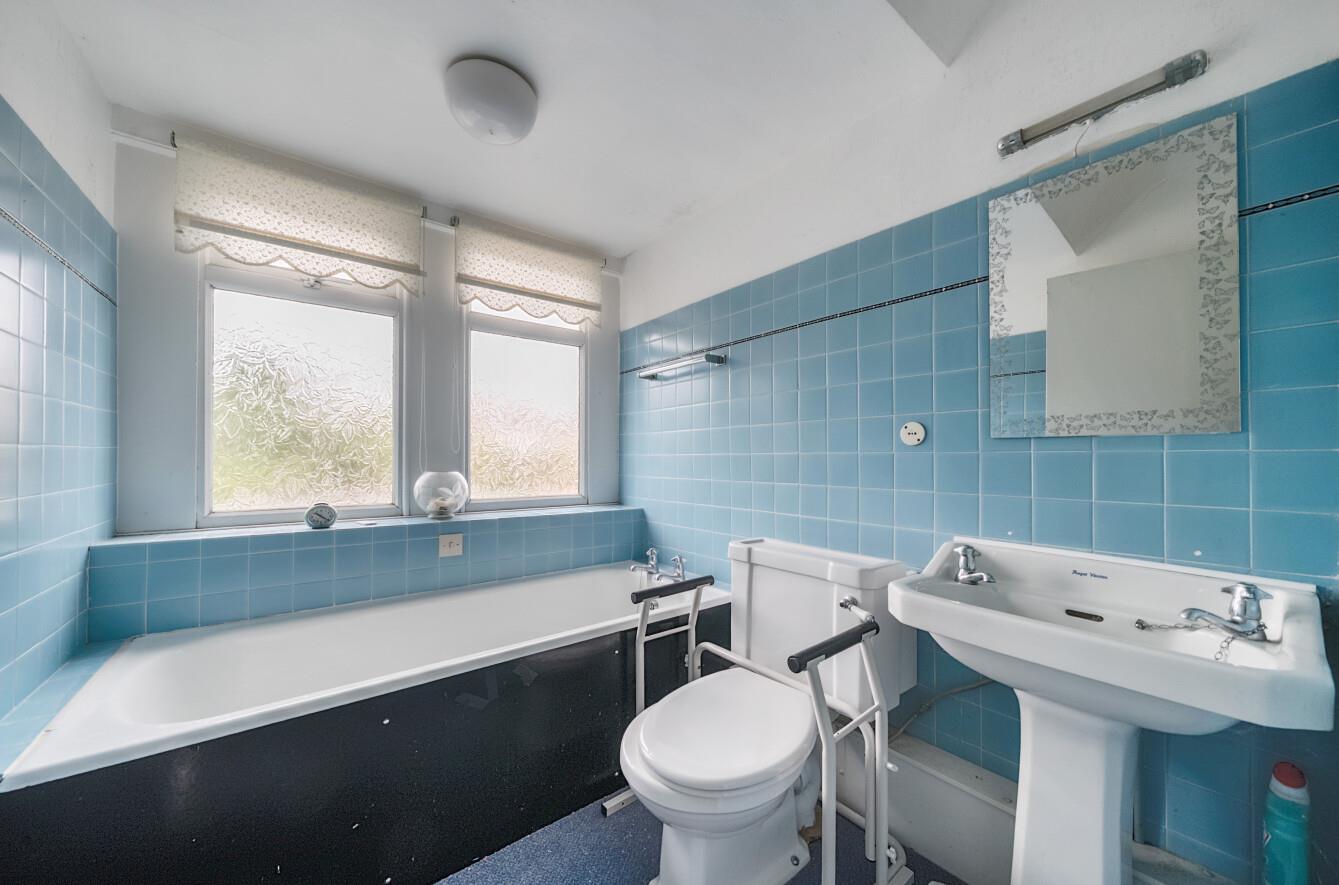 Gower Road, Sketty, Swansea, SA2 9JJ